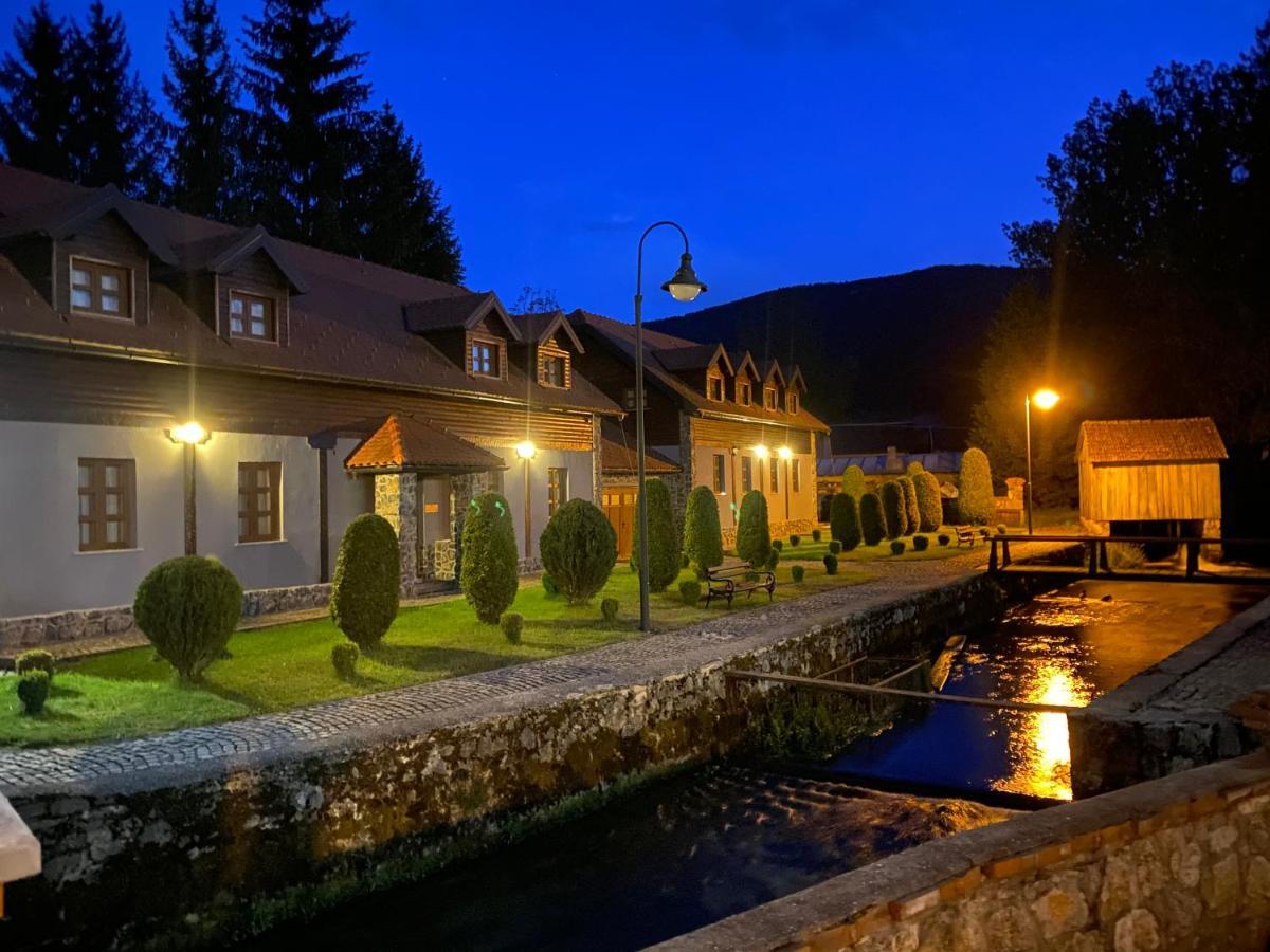 Hotel Gacka Otočac Eksteriør bilde