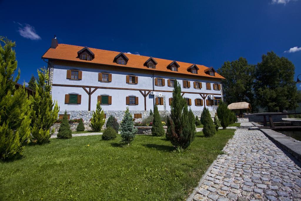 Hotel Gacka Otočac Eksteriør bilde
