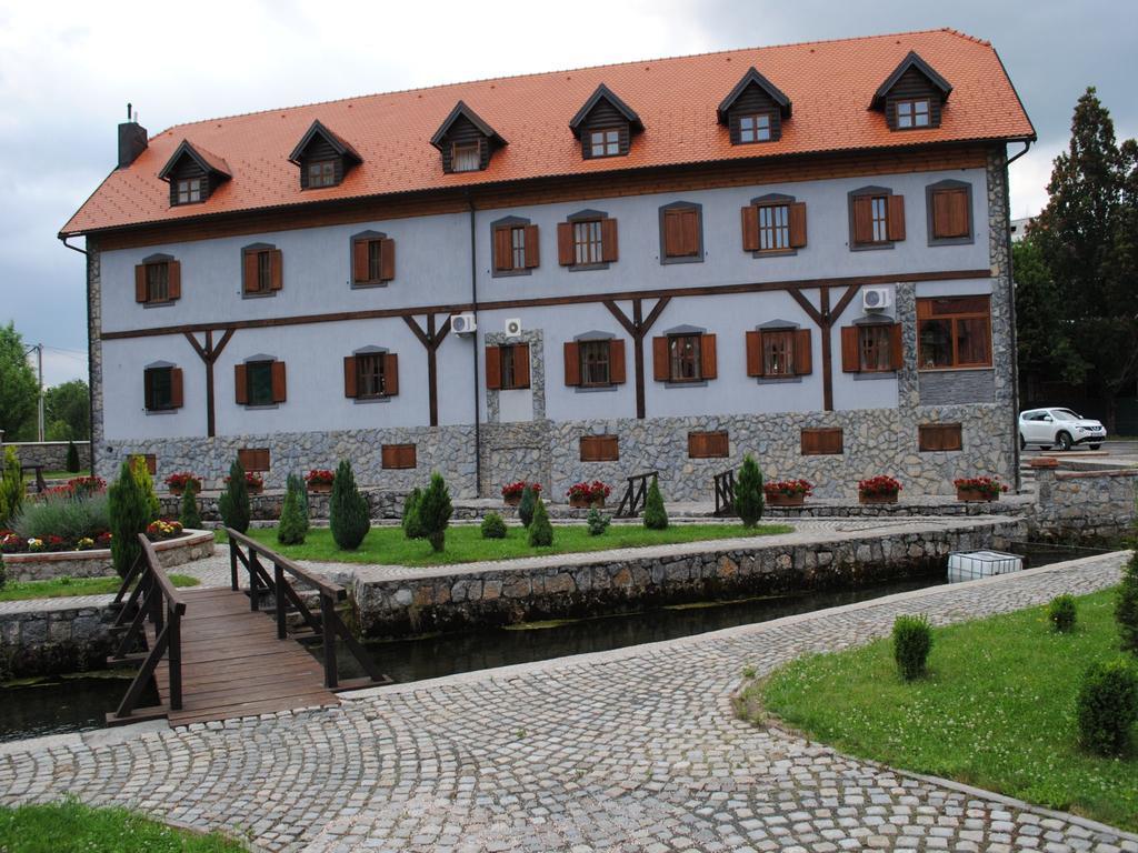 Hotel Gacka Otočac Eksteriør bilde