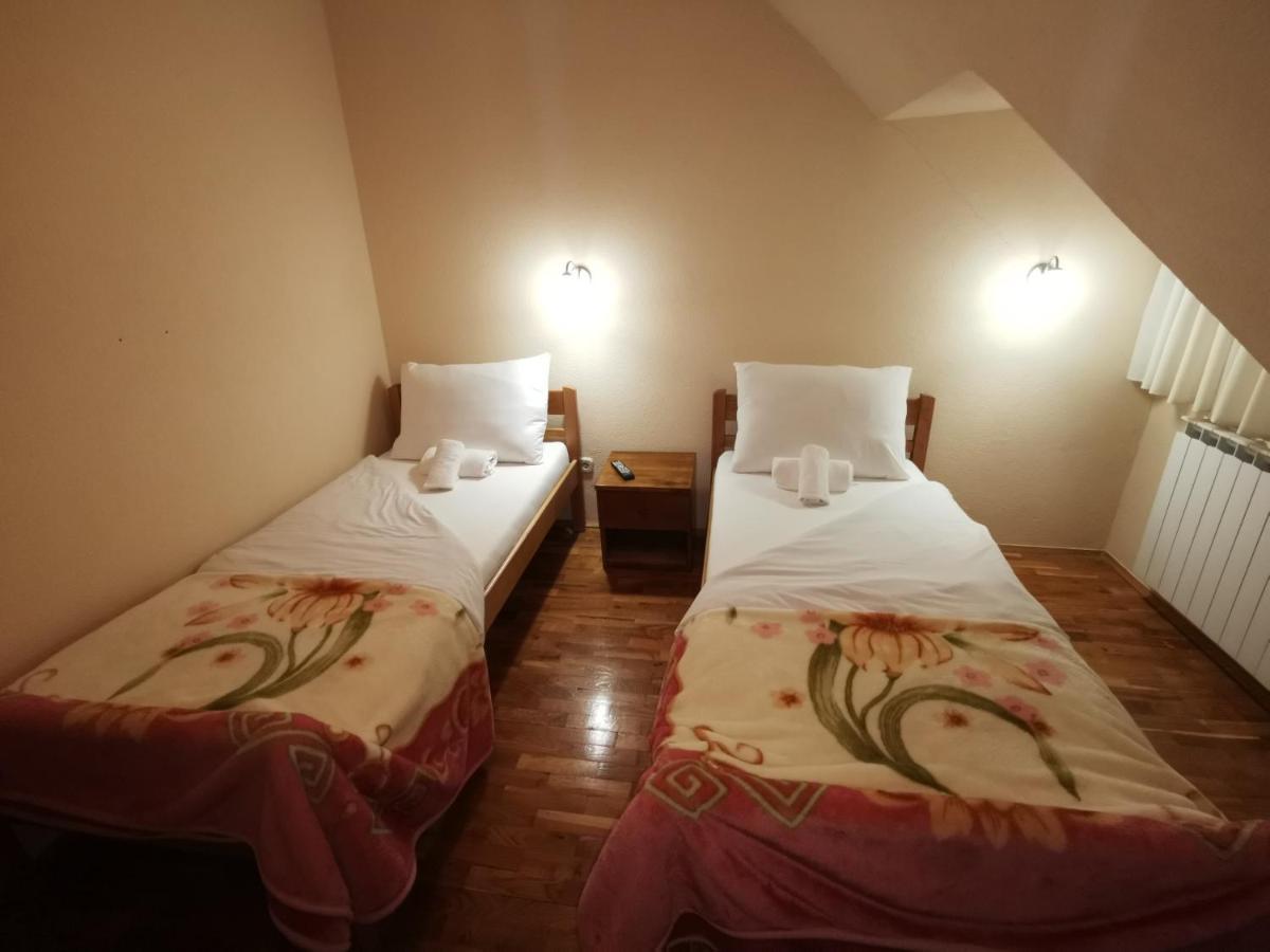 Hotel Gacka Otočac Eksteriør bilde